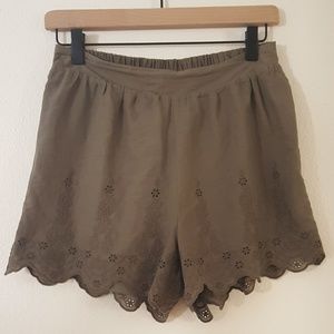 3/$12🔥 Lauren Conrad Lace Eyelet Shorts Olive
